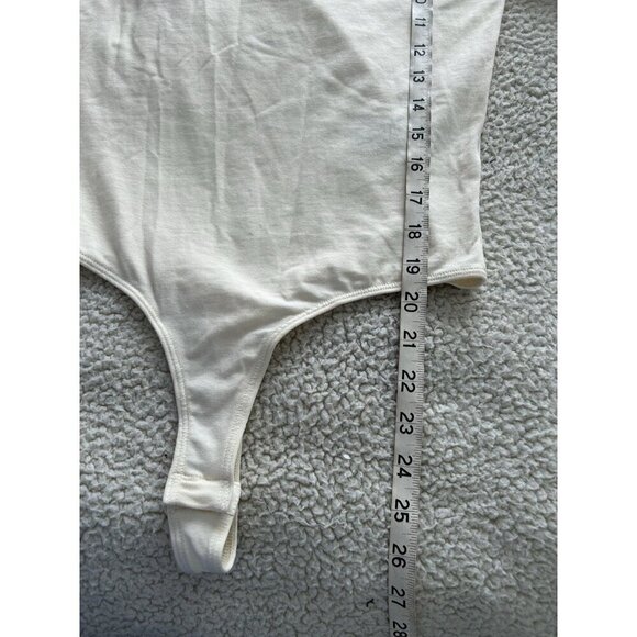Noisy May Long Sleeve Scoop Neck w/Lace Trim Bodysuit Ivory Size M - Picture 5 of 5